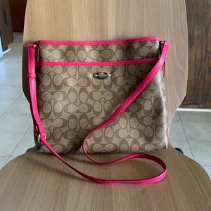 Pink and brown coach purse only used 3 times or less